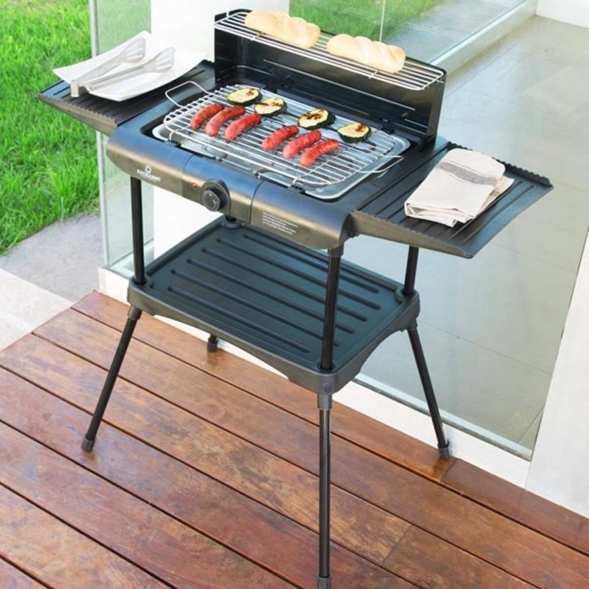 Excellent Electrics Standing Electric Barbecue Outdoor Grill with Stand