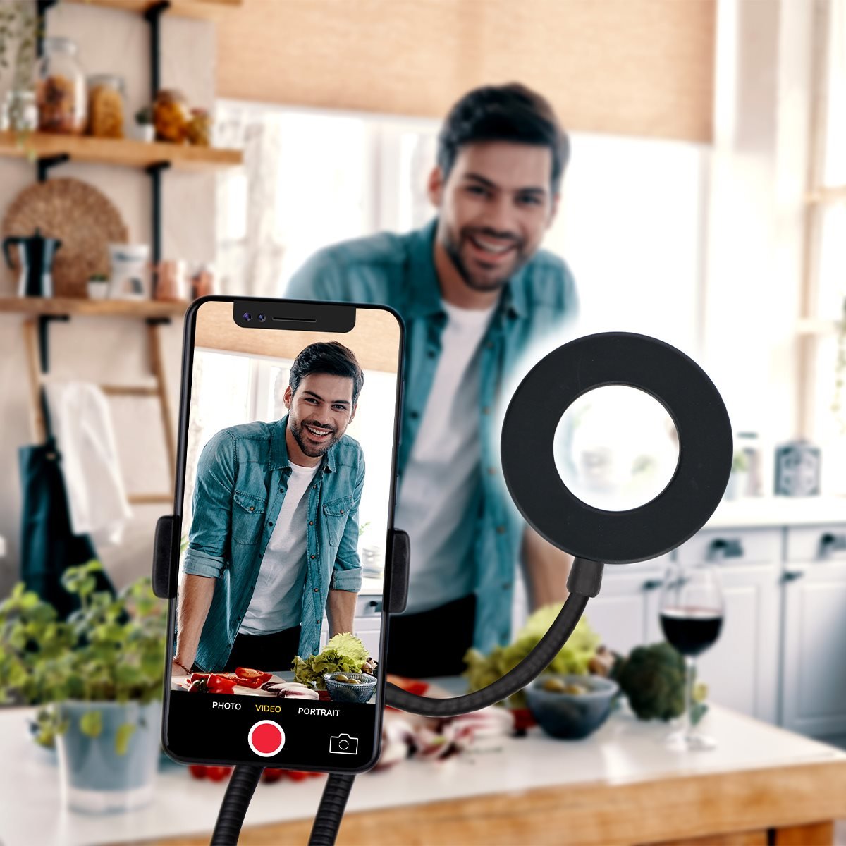 2 - In - 1 Selfie Studio Clip - Afanaya