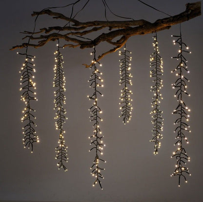 Cascadecluster - 6 Strengen - 480Led - Timer - Afanaya